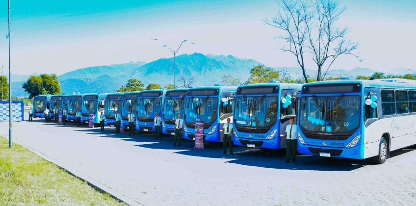 Resende recebe 12 novos ônibus com ar-condicionado e amplia transporte público com 2.550 novas viagens por mês
